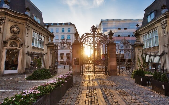 Copenhagen's Little Mermaid: Self-Guided City Exploration Game Image 2