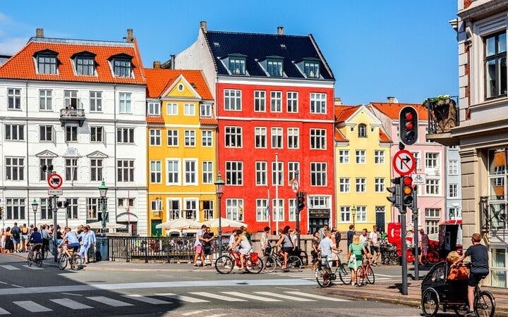 Copenhagen's Little Mermaid: Self-Guided City Exploration Game Image 3