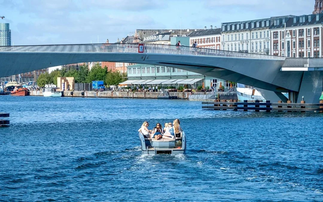 Copenhagen Small Group Canal Cruise on Electric Boats Image 1