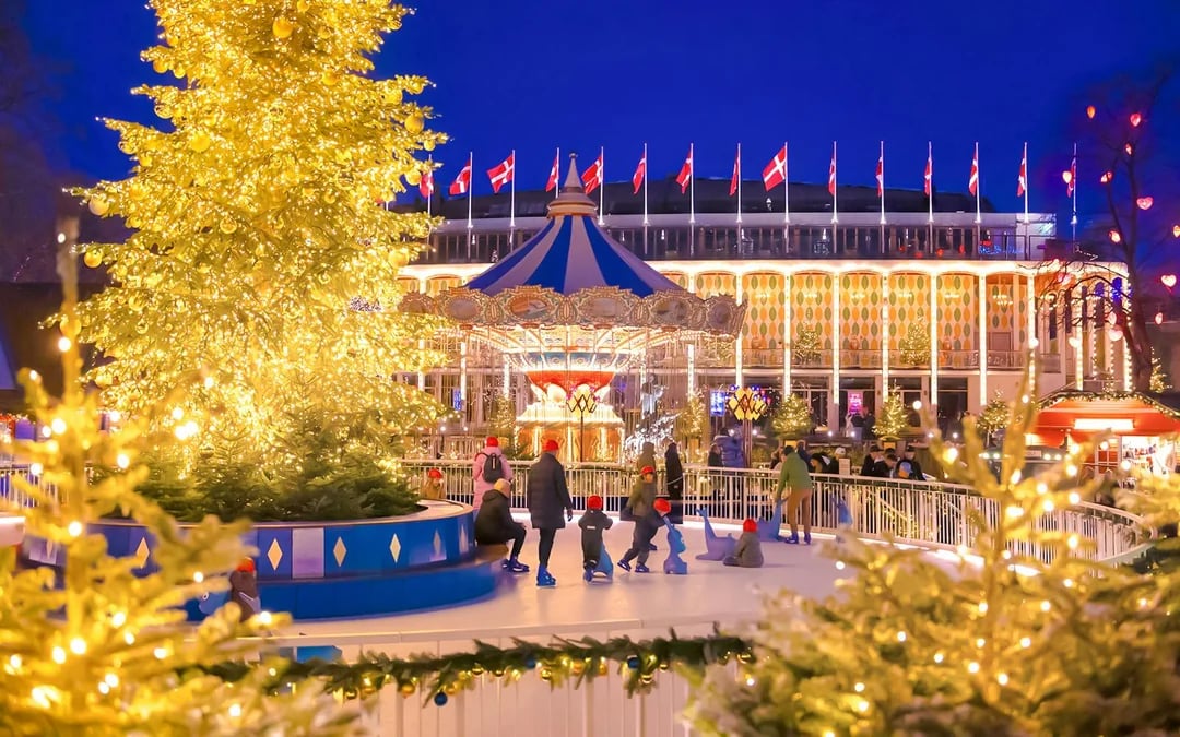 Copenhagen Tivoli Gardens Christmas Admission Ticket and Unlimited Ride Pass Image 5