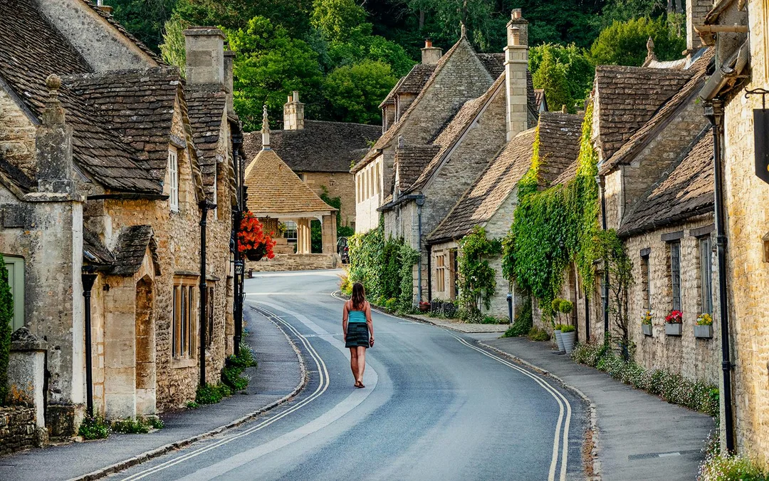 Cotswolds Guided Tour with Optional Lunch at a Historic Inn Image 2