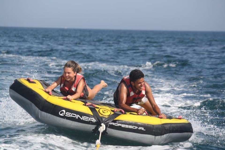 Crazy cookie boat experience in Armação de Pêra