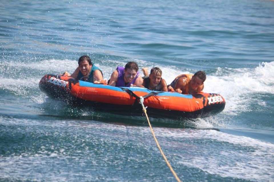 Crazy cookie boat experience in Armação de Pêra