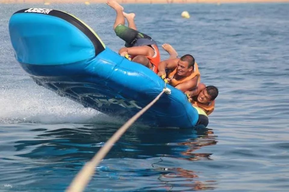 Crazy cookie boat experience in Armação de Pêra