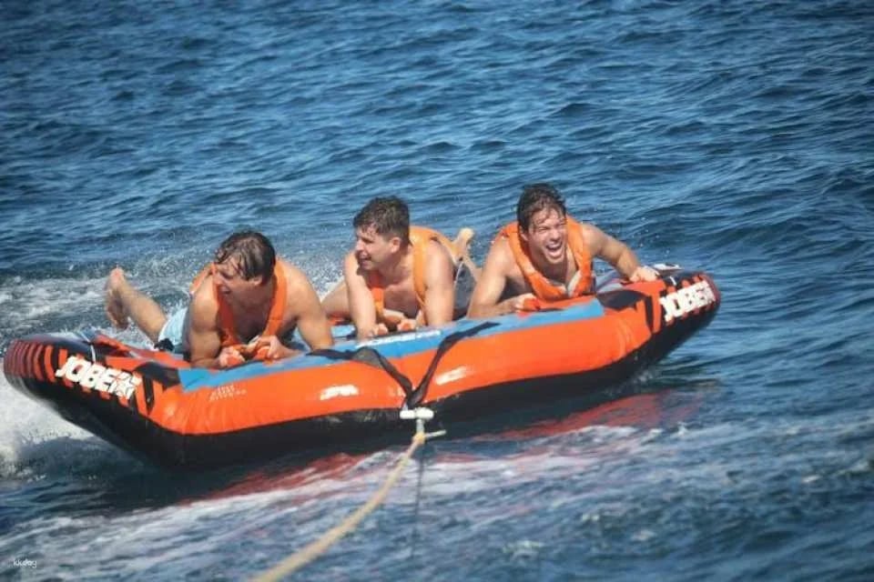 Crazy cookie boat experience in Armação de Pêra