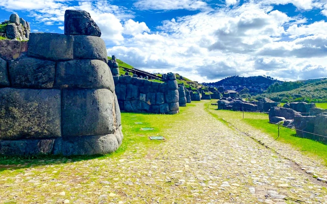 Cusco City Tour: Qoricancha, Sacsayhuaman and Tambomachay Image 4