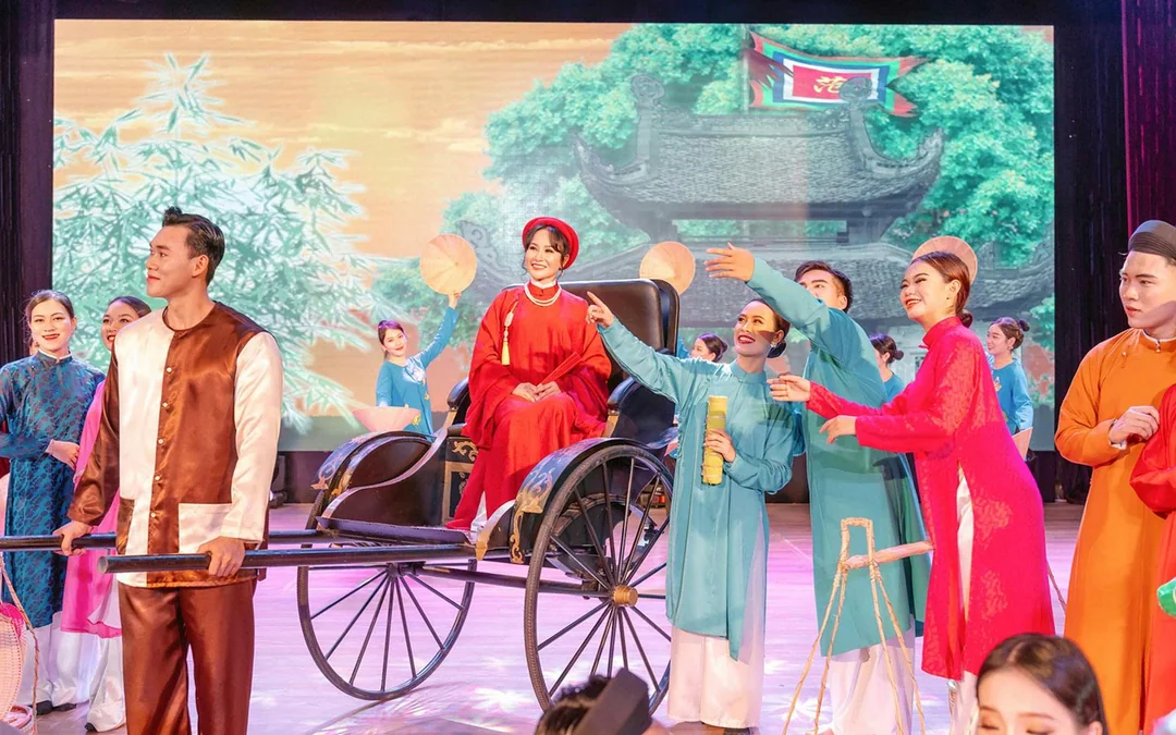 Da Nang Ao Dai Show Admission Tickets Image 2