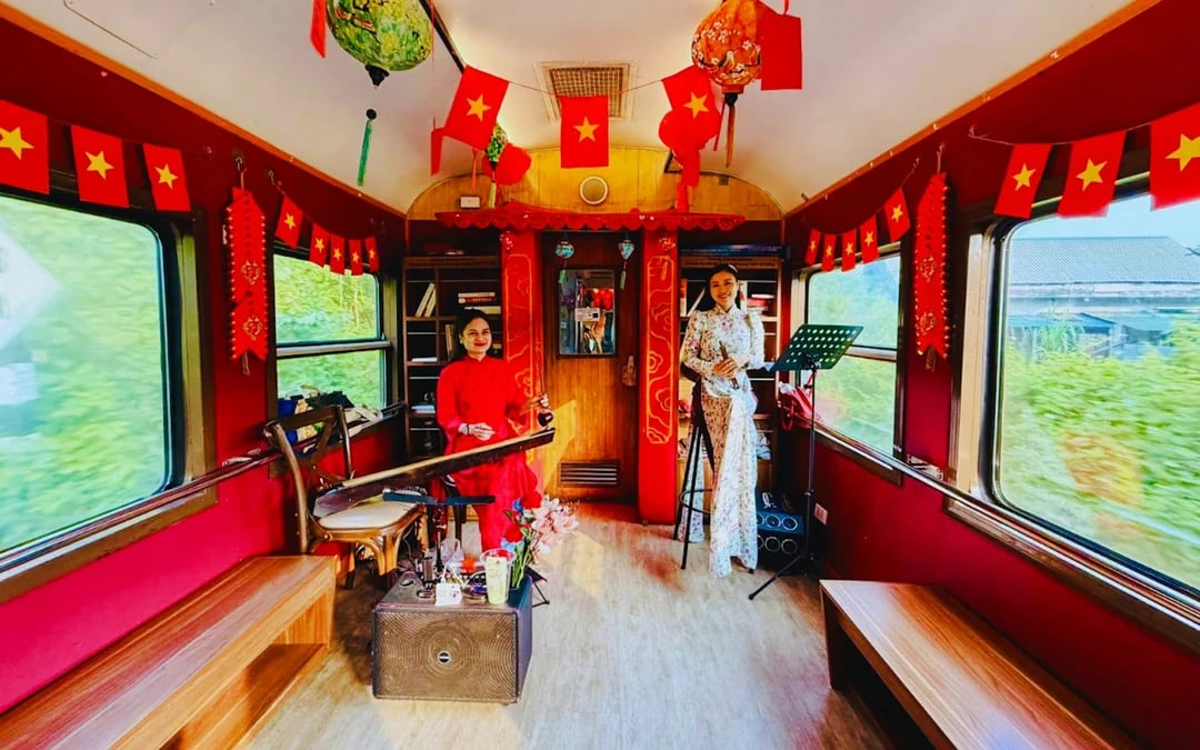 Da Nang ↔ Hue Heritage Train One-Way Tickets via Hai Van Pass Image 5
