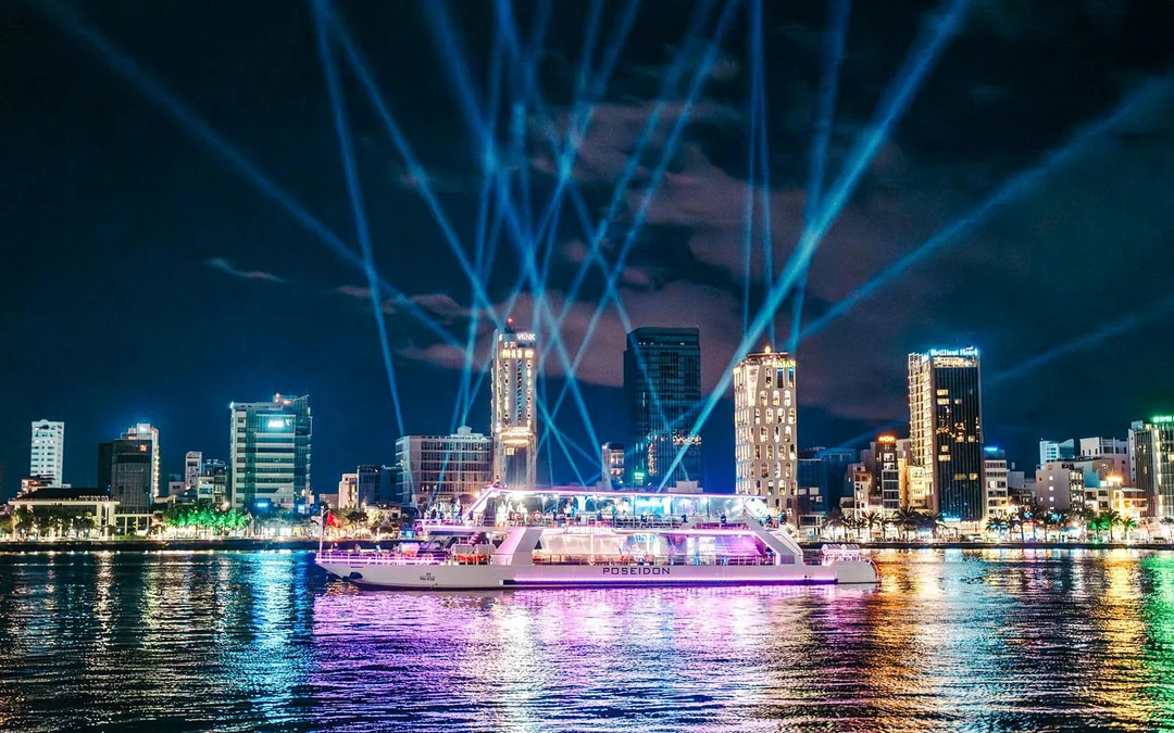 Da Nang: Poseidon Night Cruise on Han River Image 4