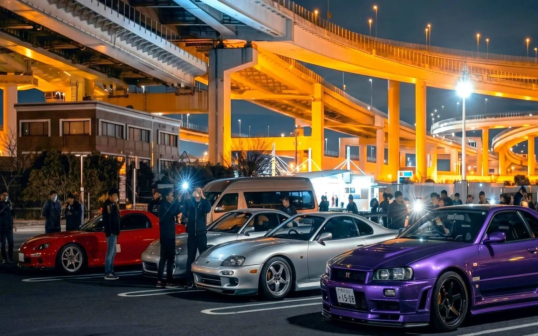 Daikoku PA Car Meeting Fast and Furious with Skyline 34 Image 1