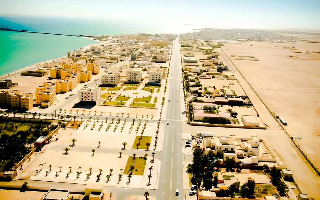 Dakhla Private City 4x4 Tour with Lighthouse and Artisan Workshop Image 2