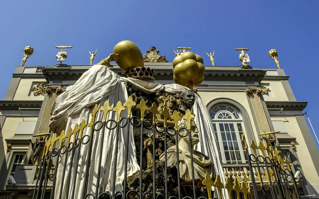 Dali's Figueres and Girona Image 2