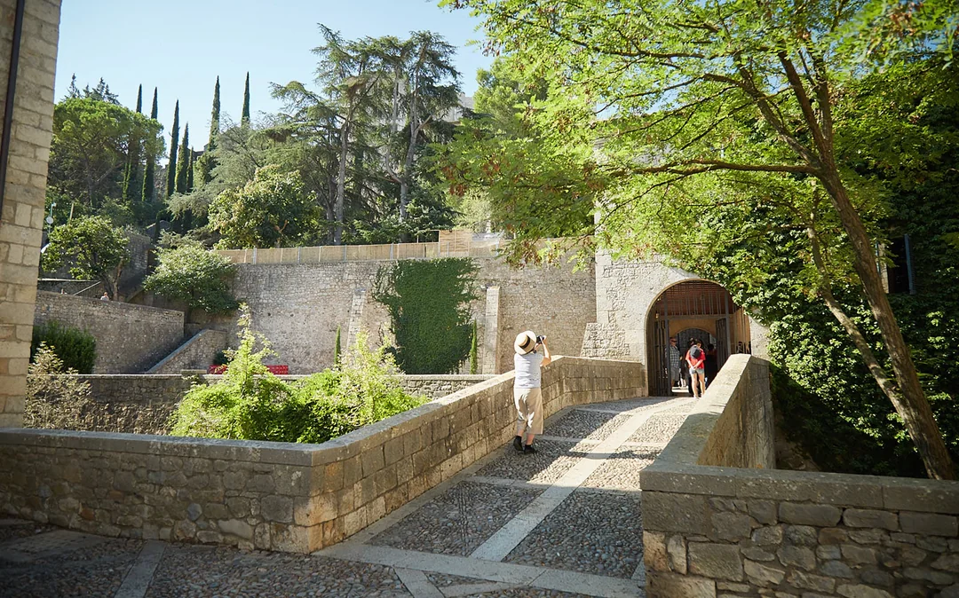 Dali's Figueres and Girona Image 12