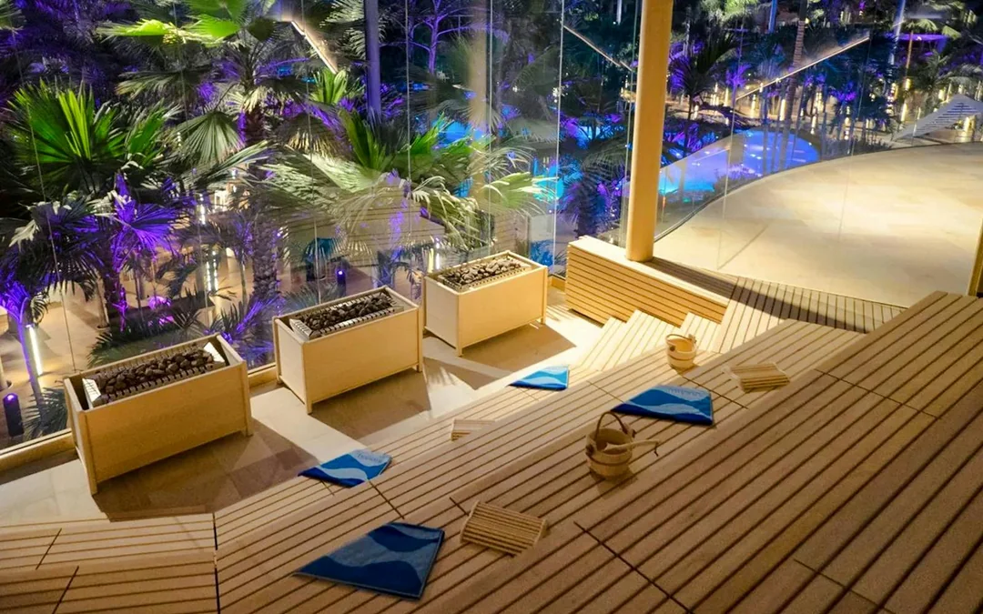 Date Night at Therme Bucharest - Thermal Water, Relaxation & Just the Two of You Image 3