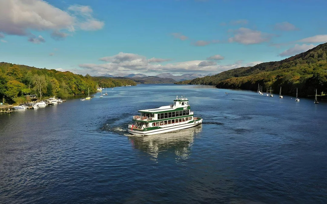 Day Tour of the Lake District from London with Cream Tea & Cruise Image 3