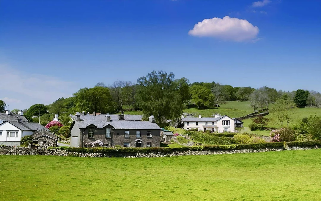 Day Tour of the Lake District from London with Cream Tea & Cruise Image 4