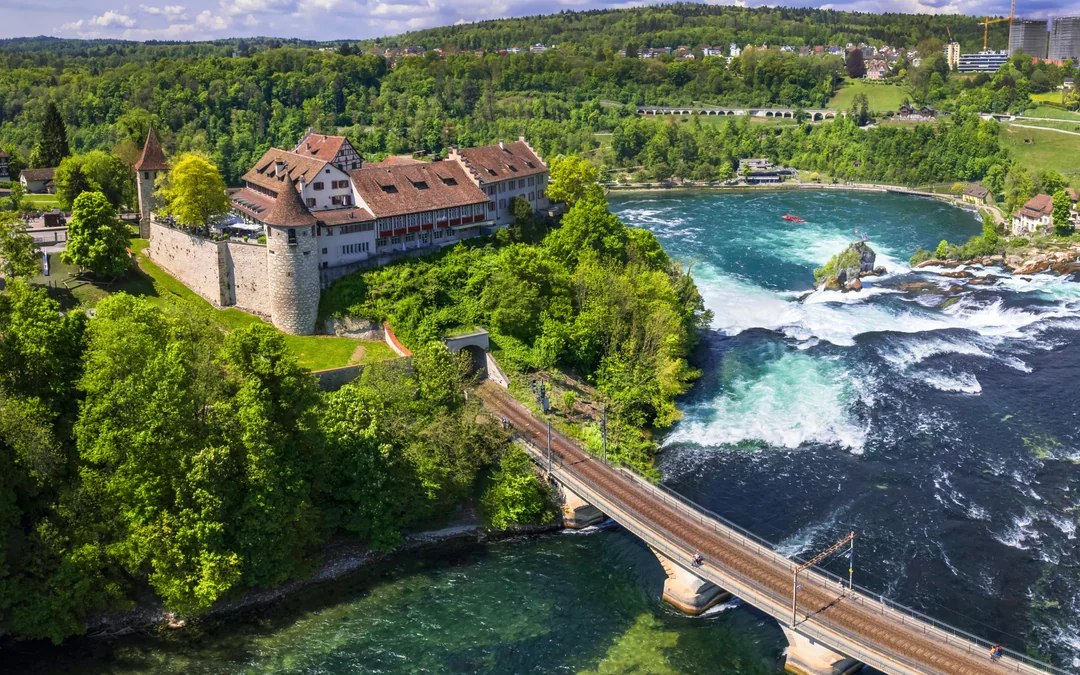 Day Trip From Zürich to Rhine Falls & Laufen Castle Image 12
