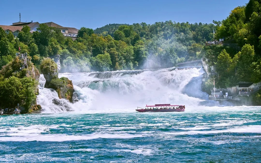 Day Trip From Zürich to Rhine Falls & Laufen Castle Image 7
