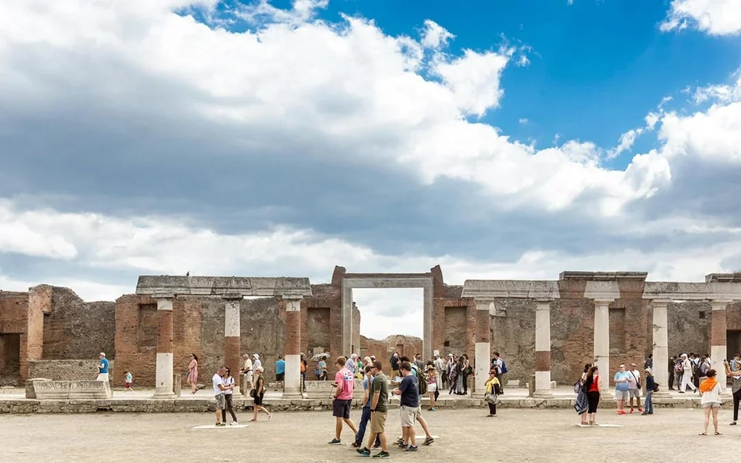 Day Trip to Pompeii & Positano from Rome with Limoncello Tasting Image 2