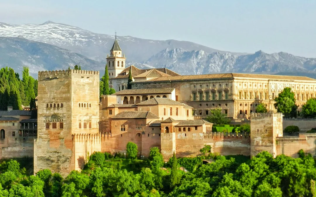 Day trips to Alhambra Image 2