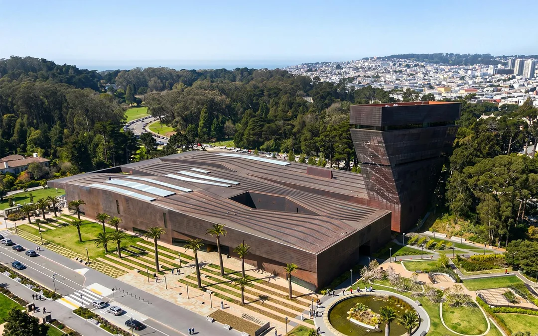 de Young Museum Tour Image 2