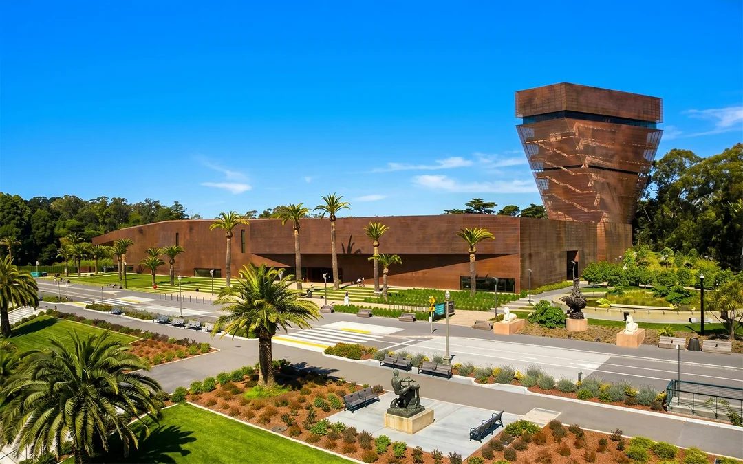 de Young Museum Tour Image 3