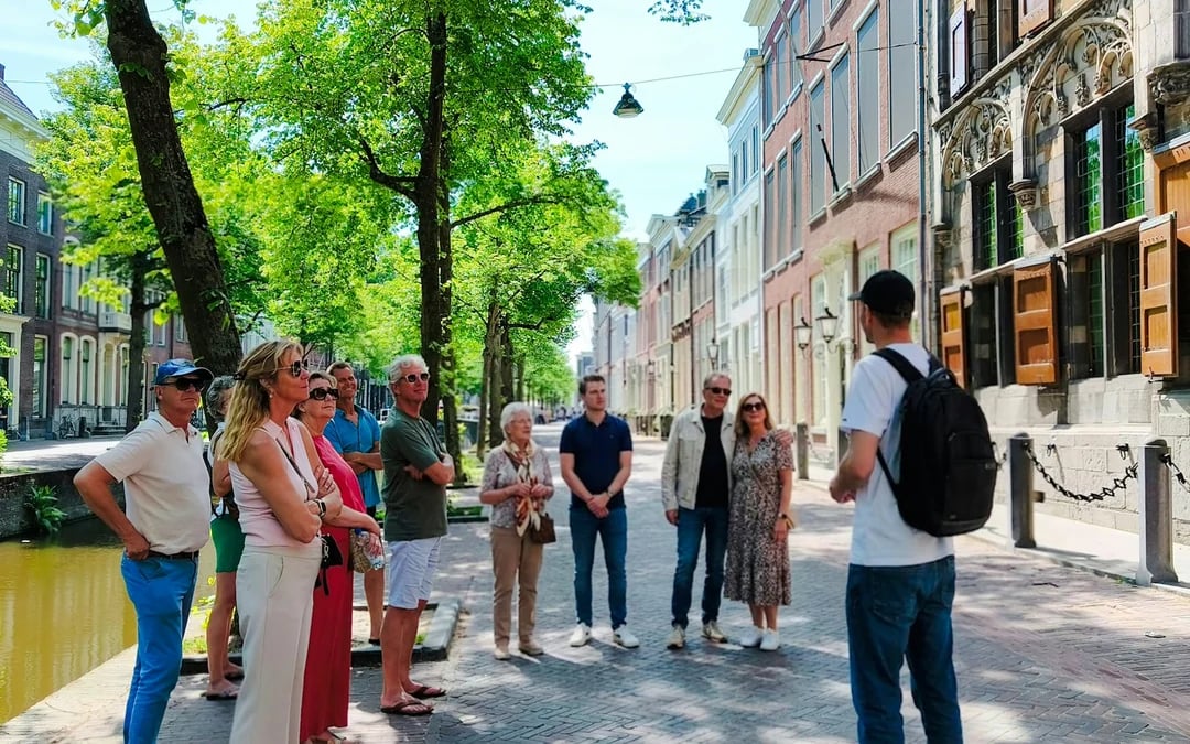 Delft Small-Group Walking Tour Image 7