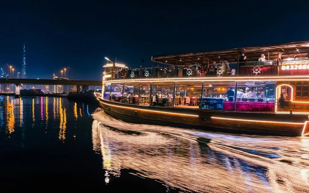 Dine & Dazzle Evening Package: Dubai Canal Dinner Cruise with Unlimited Drinks + La Perle Show Image 10