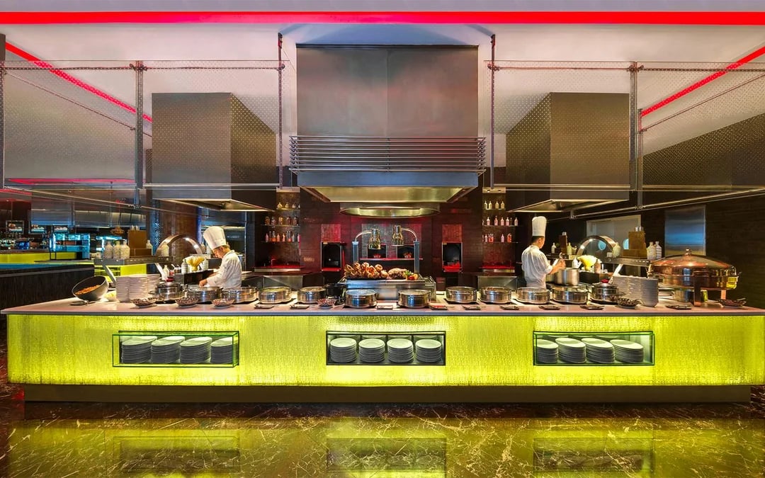 Dinner Buffet at Saffron Atlantis the Palm with Entry to Ambassador Lagoon Aquarium Image 9