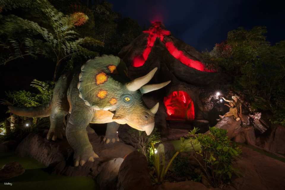 Dino Park Phuket Mini Golf Experience | Thailand