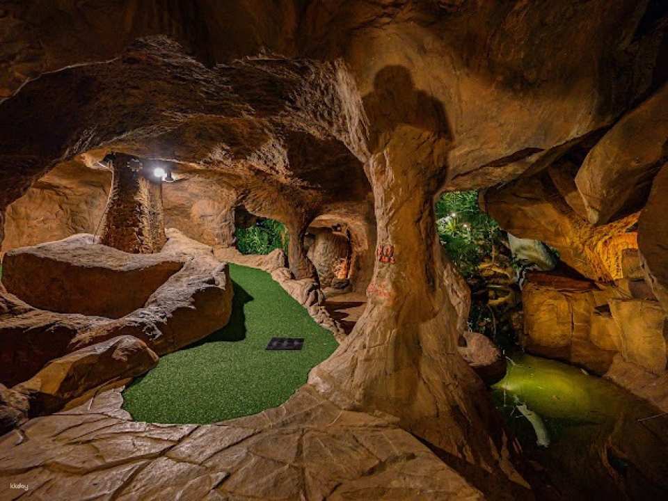 Dino Park Phuket Mini Golf Experience | Thailand