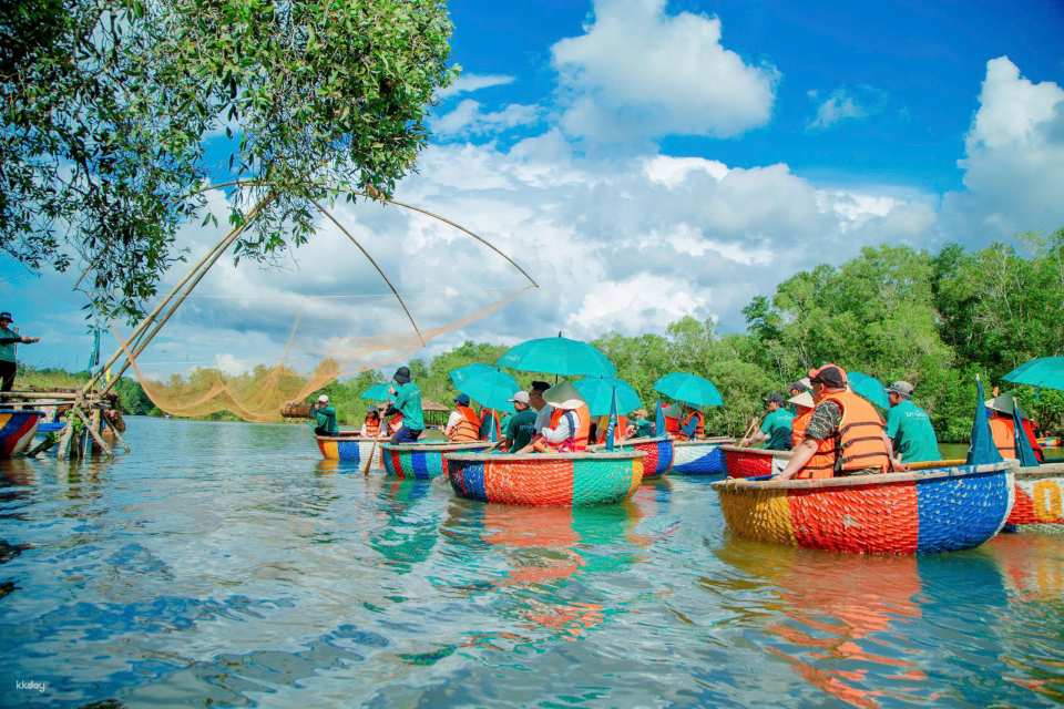 [Discount 30% OFF] Bamboo Basket Boat Ticket in Phu Quoc.