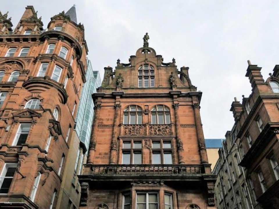 Discover Glasgow's most photogenic spots with a local
