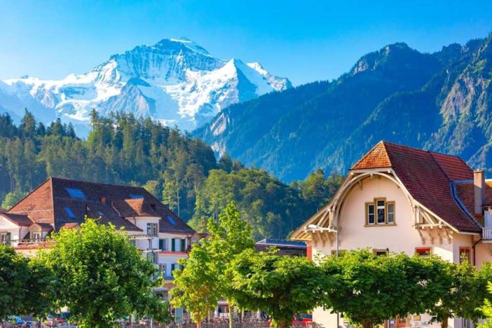 Discover Interlaken's most photogenic spots with a local