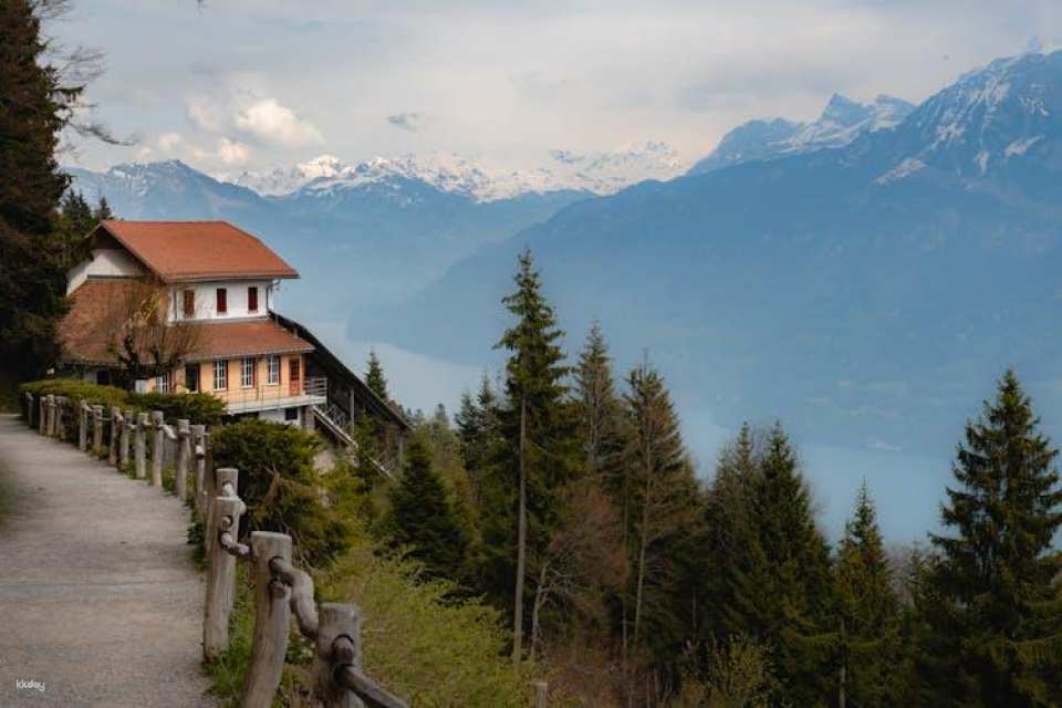 Discover Interlaken's most photogenic spots with a local