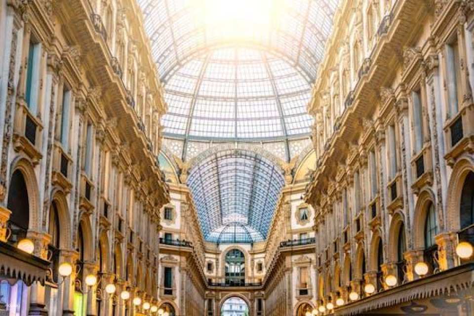 Discover Milan's photogenic places with a local