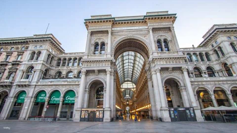 Discover Milan's photogenic places with a local