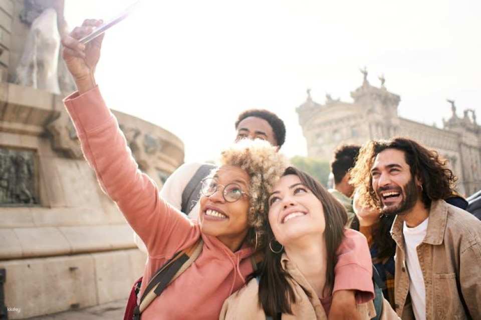Discover Nantes in 60 minutes with a local