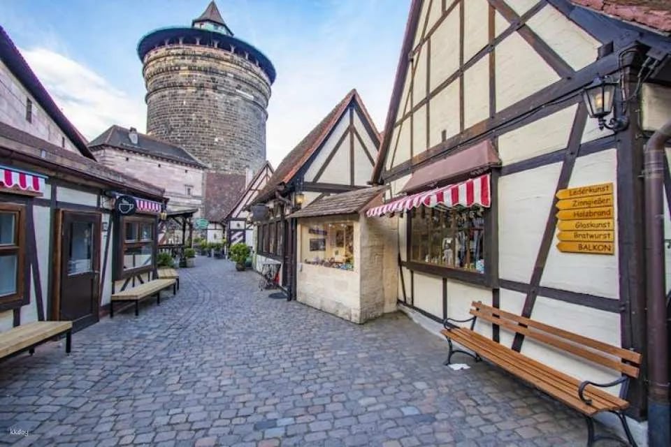 Discover Nuremberg's art and culture with a local