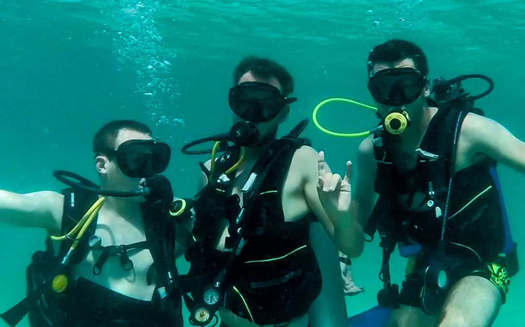 Discover Scuba Diving Dubai Image 2