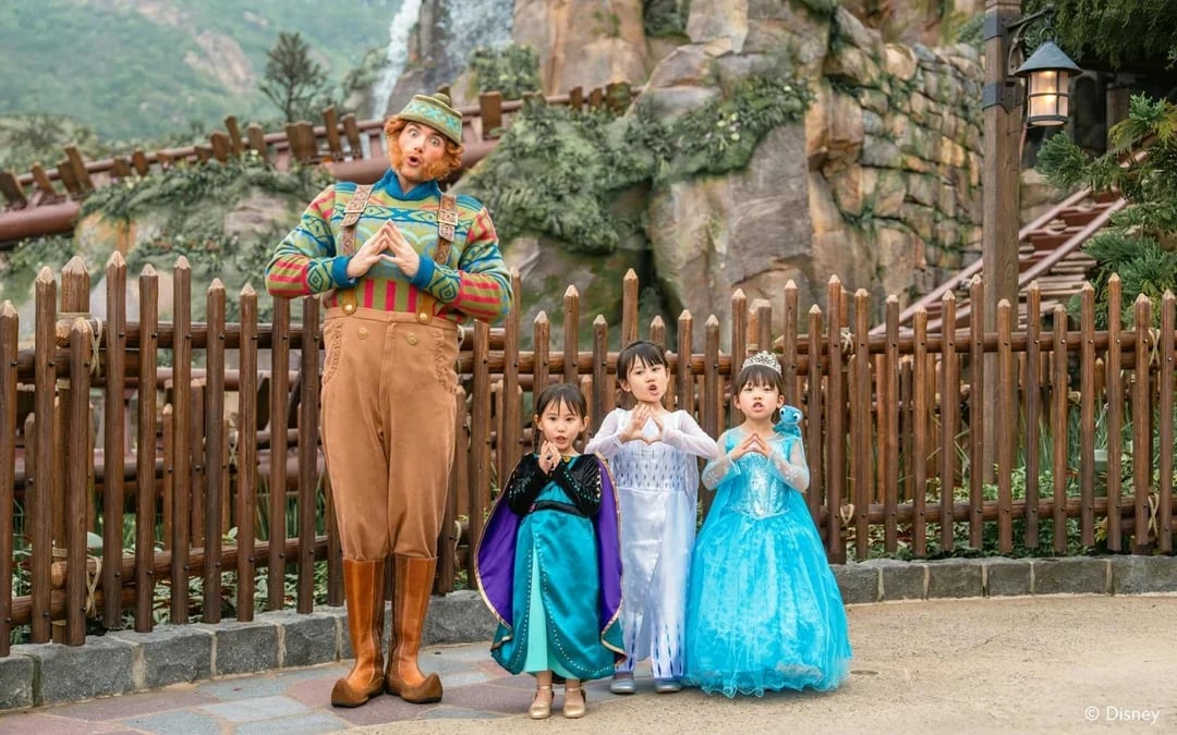 Disneyland: 1-Day Entry Tickets Image 11