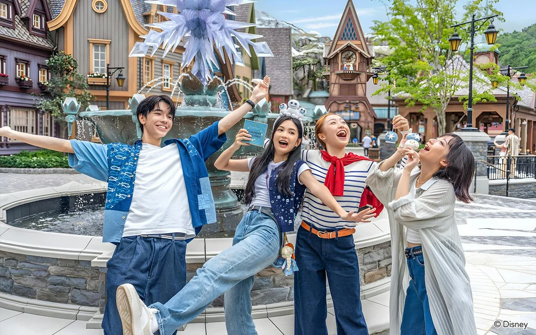 Disneyland: 2-Day Entry Ticket with Optional Meal Vouchers
Image 3