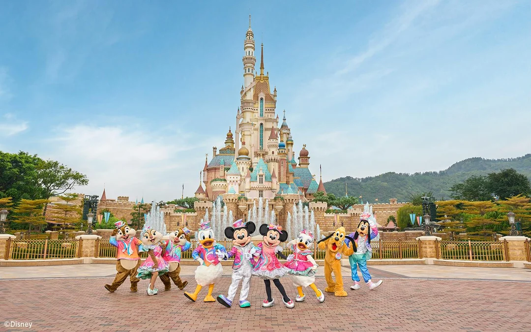 Disneyland: Disney Premier Access (Admission Not Included) Image 1