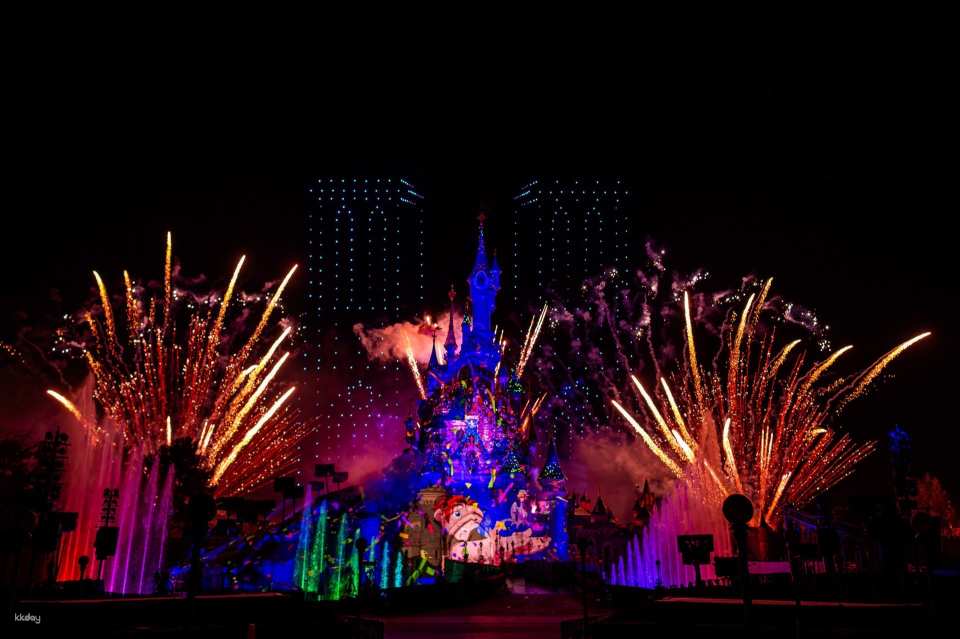 Disneyland Paris 1 Day at 1 Park or 2 Parks Admission Ticket with Transport