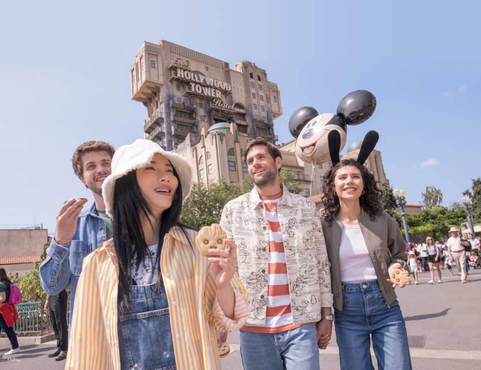 Disneyland Paris 1 Day at 1 Park or 2 Parks Admission Ticket with Transport