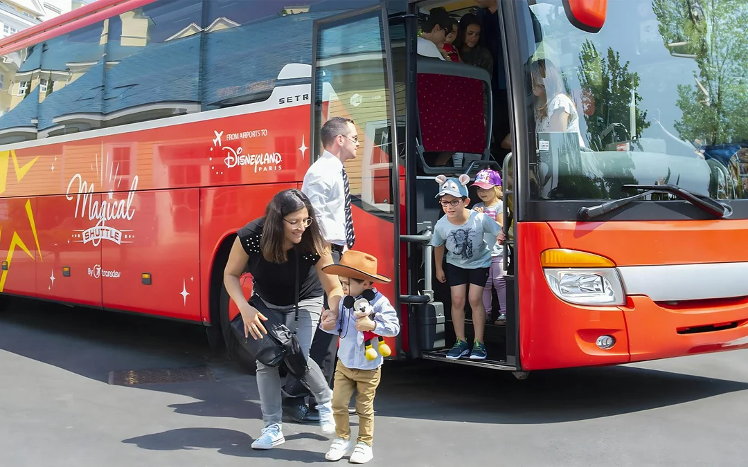 Disneyland Paris to/from CDG or Orly Airport Shuttle Bus (Magical Shuttle) Image 5