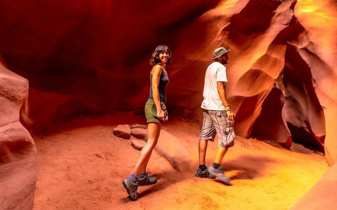 Dixie's Lower Antelope Canyon Tour with Navajo Guide Image 2