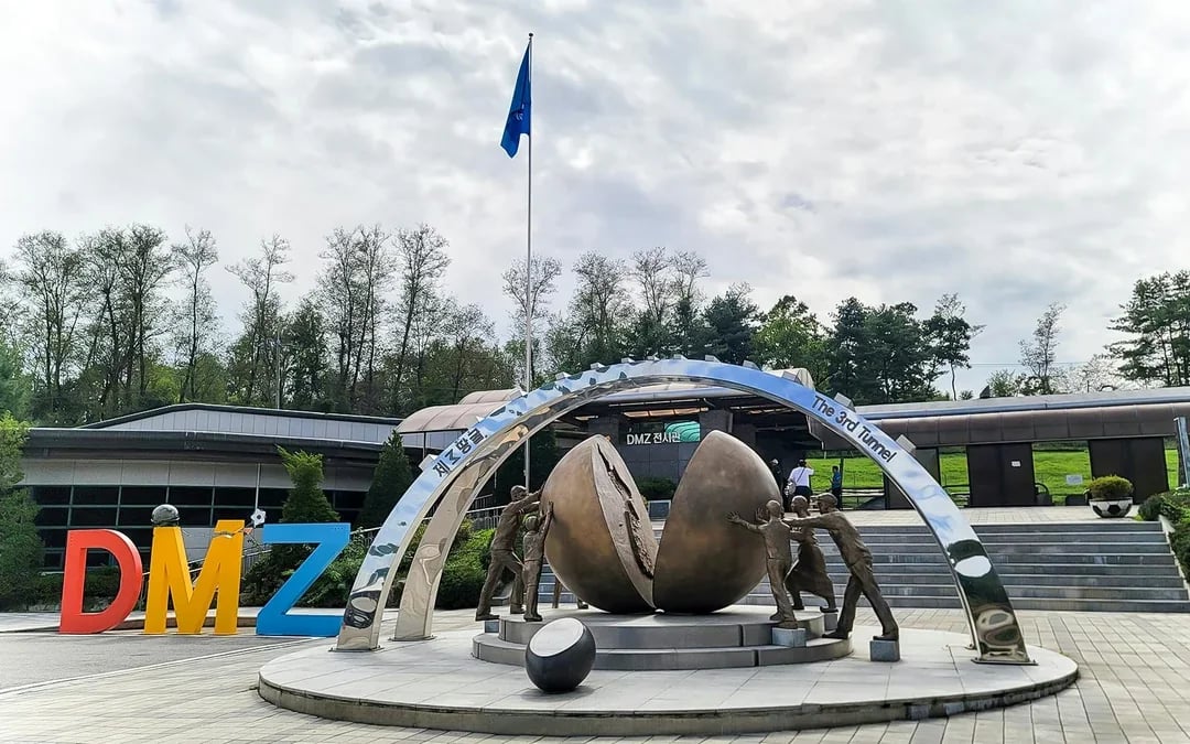 DMZ Full-Day Tour with Boat Riding Adventure in Imjin River Image 8
