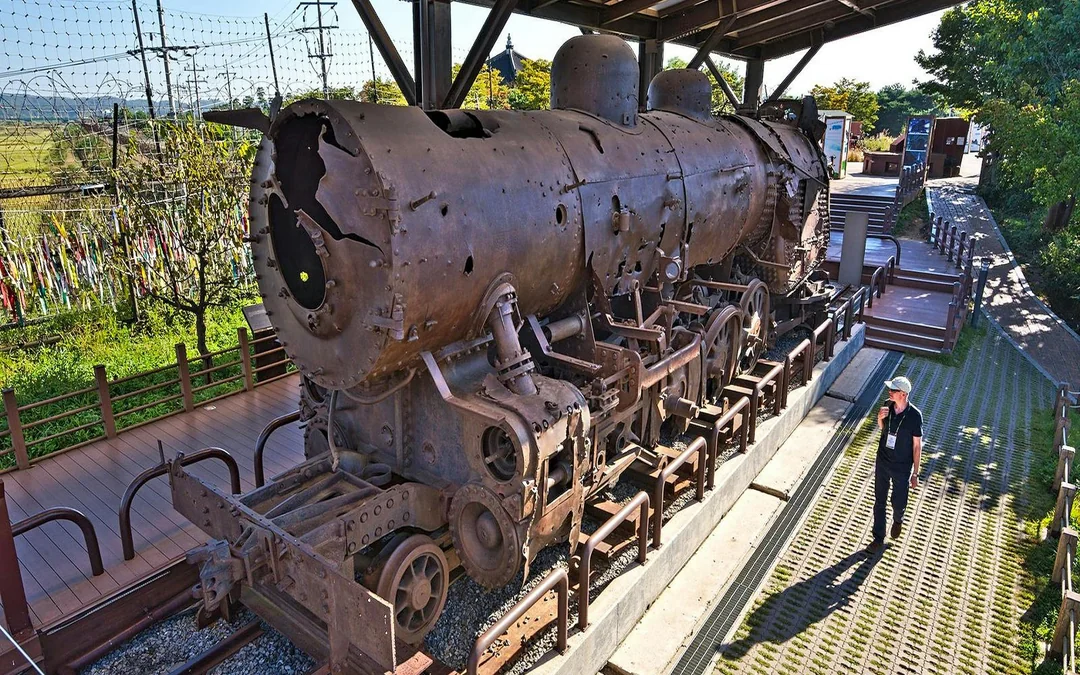 DMZ Half-Day Tour to Third Tunnel, Dora Observatory, Imjingak Park & More Image 5