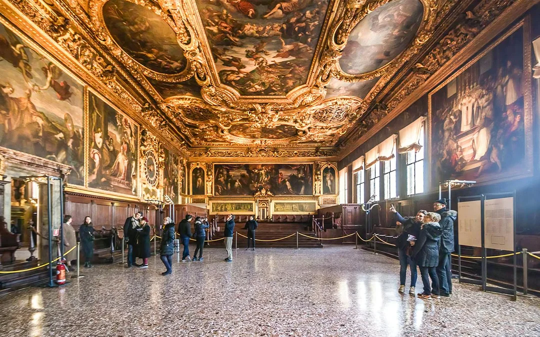 Doge's Palace Skip-The-Line Guided Tour Image 3